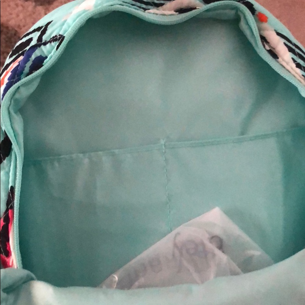 backpack - Picture 5 of 8